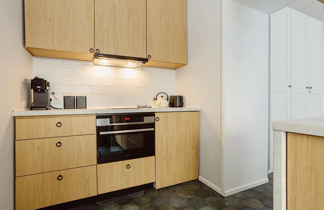 Kana - Stylish Apartment in Kraków Pomorska - Close, WiFi, Smart TV-1